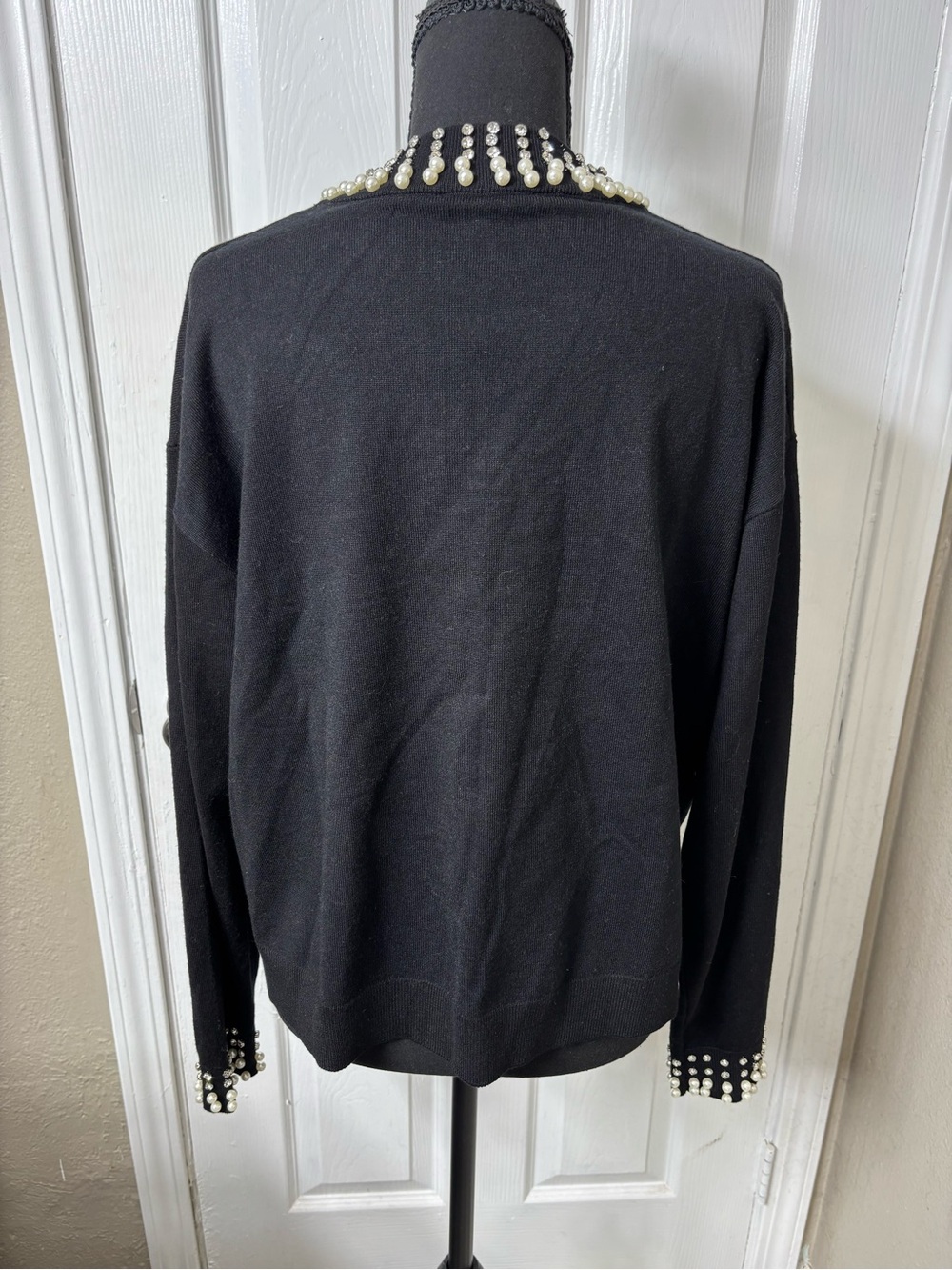Black Pearl & Rhinestone Embellished Crewneck Sweater XL - Picture 2 of 4